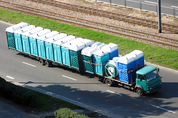 Portable Toilet Options We Offer in Moreland Hills, OH
